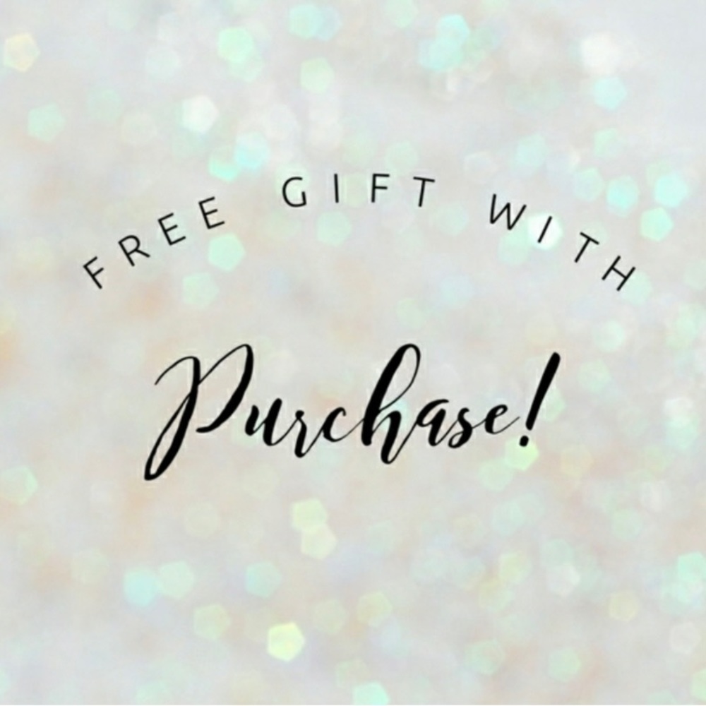 💕 Free mini gift with every order 💕